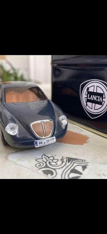 Usata Lancia Thesis 170 CV (125 kW) 2002 Grigio Berlina