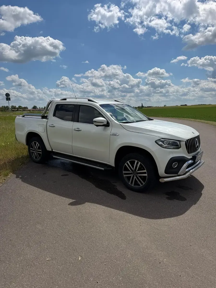 Gebraucht Mercedes X350 258 PS (189 kW) 2019 Weiß Pickup