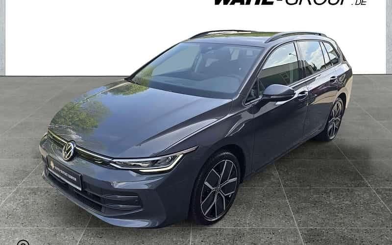 Grau Gebraucht 2025 VW Golf VIII Goal Kombi | 30.880 € (Guter Preis) - Bild 1/4