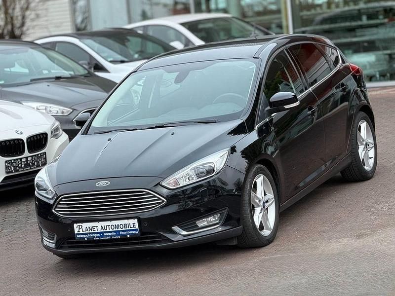 Second-hand Ford Focus Titanium 125 CP (91 kW) 2017 Negru Berlinǎ