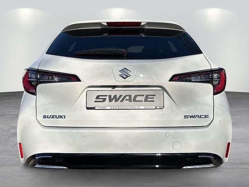 Gebraucht Suzuki Swace Comfort+ 98 PS (72 kW) 2025 Super white Kombi
