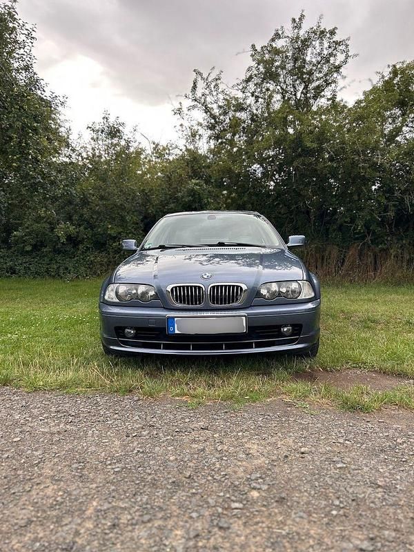 Gebraucht BMW 328 Basis 193 PS (141 kW) 1999 Blau Coupé