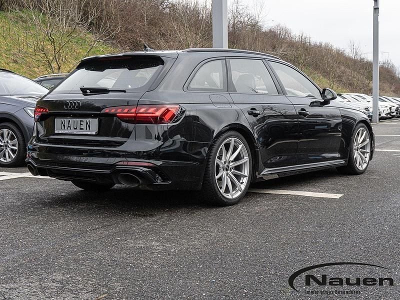 Gebraucht Audi RS4 Ambiente 450 PS (330 kW) 2022 Mythosschwarz metallic Kombi