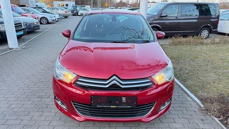 Gebraucht Citroën C4 Exclusive 156 PS (114 kW) 2015 Rot Limousine