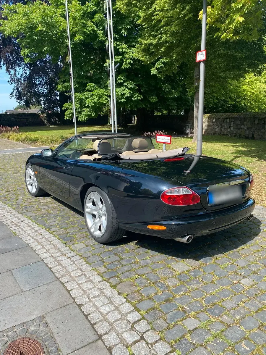 Gebraucht Jaguar XK8 298 PS (219 kW) 2003 Schwarz Cabrio