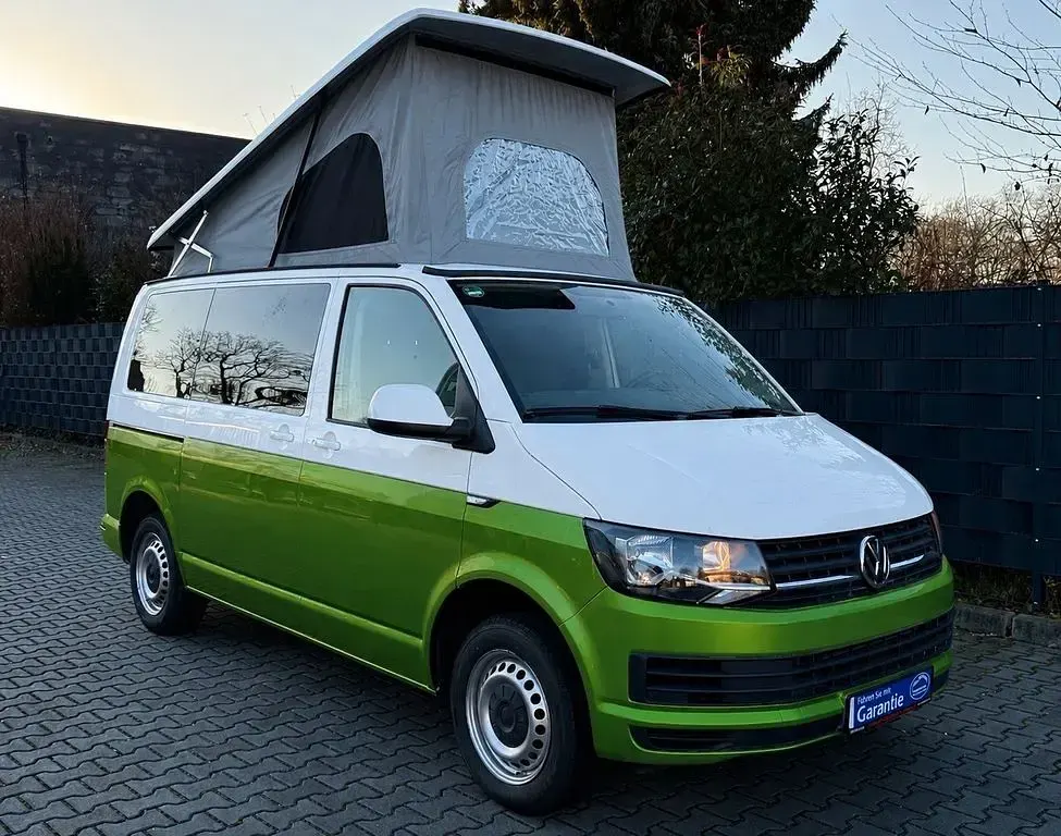 Gebraucht VW California Beach 150 PS (110 kW) 2019 Violett Van