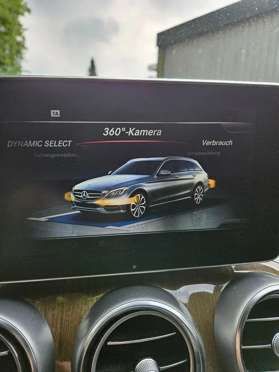 Gebraucht Mercedes C250 211 PS (155 kW) 2016 Blau Kombi