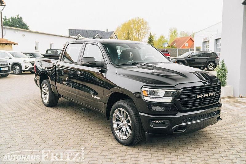 Schwarz Gebraucht 2024 Dodge Ram Abholung | 75.870 € (Superpreis) - Bild 1/4