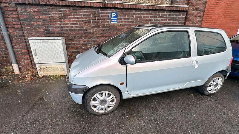 Gebraucht Renault Twingo 75 PS (55 kW) 2002 Silber Kleinwagen