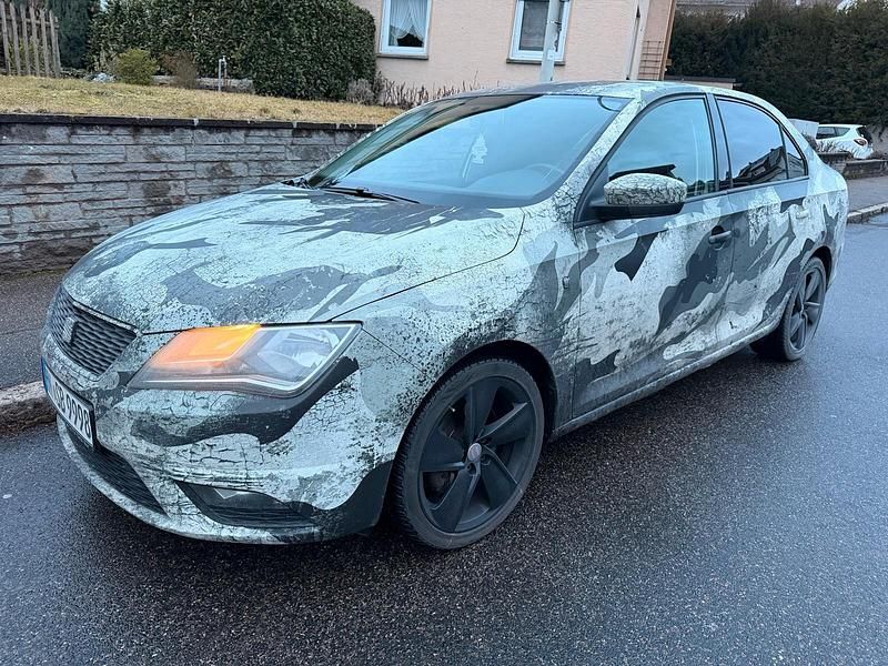 Gebraucht Seat Toledo 105 PS (77 kW) 2013 Silber Kleinwagen