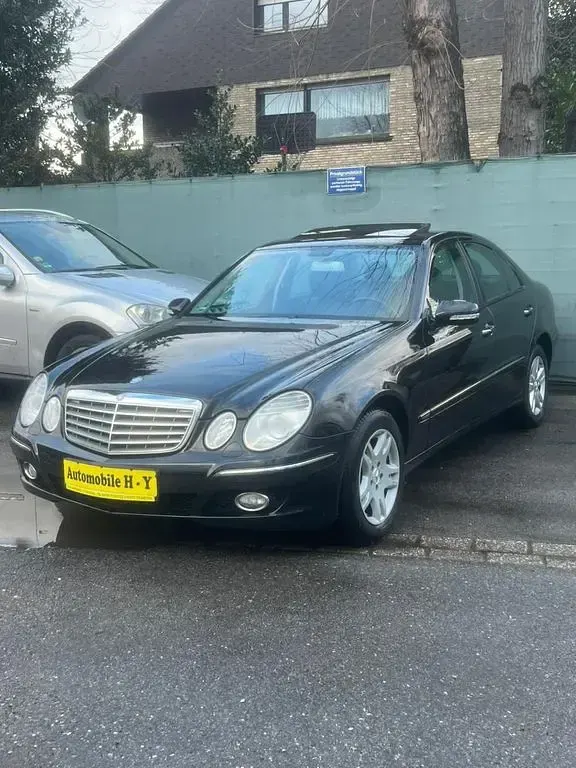 Gebraucht Mercedes E350 272 PS (200 kW) 2006 Schwarz Limousine