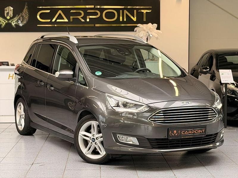 Grau Gebraucht 2018 Ford Grand C-Max Titanium Van / Kleinbus | 12.899 € (Fairer Preis) - Bild 1/4