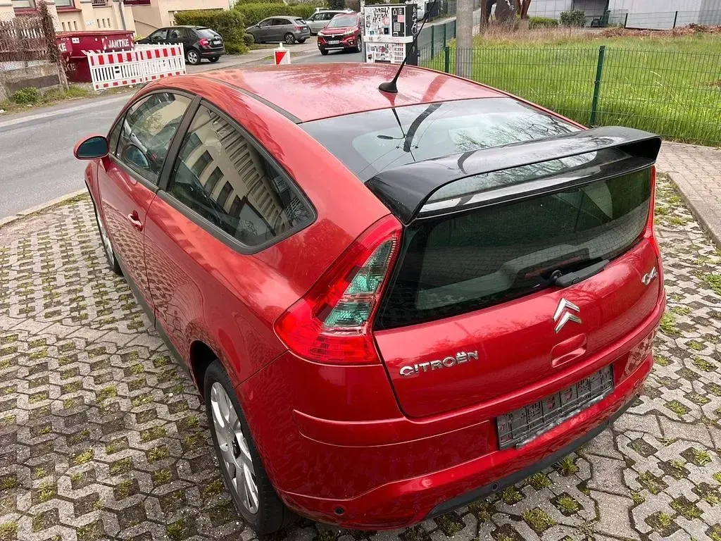 Gebraucht Citroën C4 VTR Sport 109 PS (80 kW) 2005 Rot Coupé