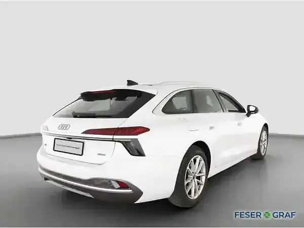 Gebraucht Audi A6 Sport 204 PS (150 kW) 2025 Gletscherweiß Kombi