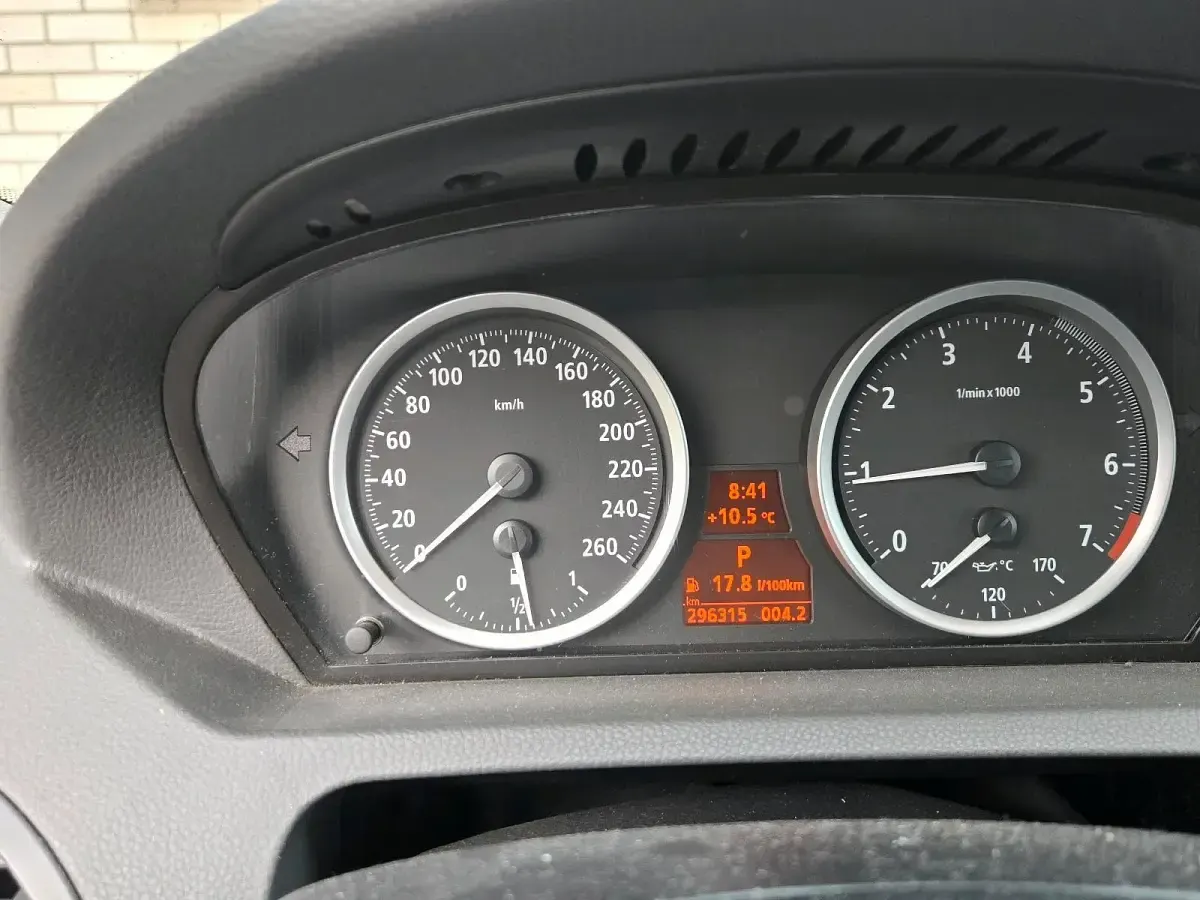 Gebraucht BMW 645 333 PS (244 kW) 2004 Schwarz Coupé