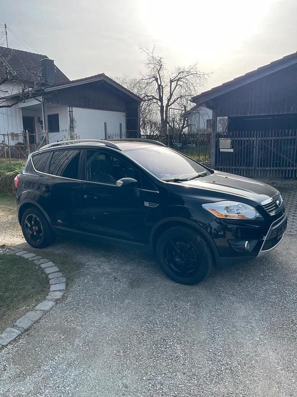 Gebraucht Ford Kuga 140 PS (102 kW) 2011 Schwarz SUV