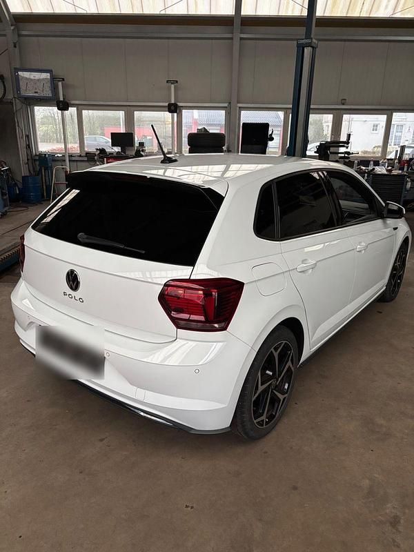 Gebraucht VW Polo R-line 150 PS (110 kW) 2021 Weiß Kleinwagen
