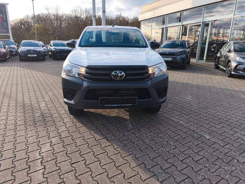 Gebraucht Toyota HiLux 150 PS (110 kW) 2019 Schneeweiss Pickup