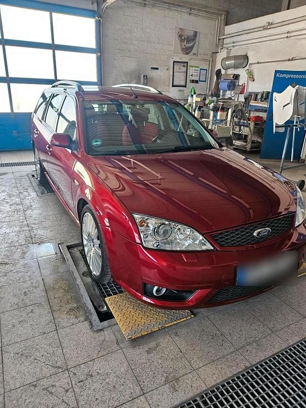 Gebraucht Ford Mondeo ST 226 PS (166 kW) 2002 Rot Kombi