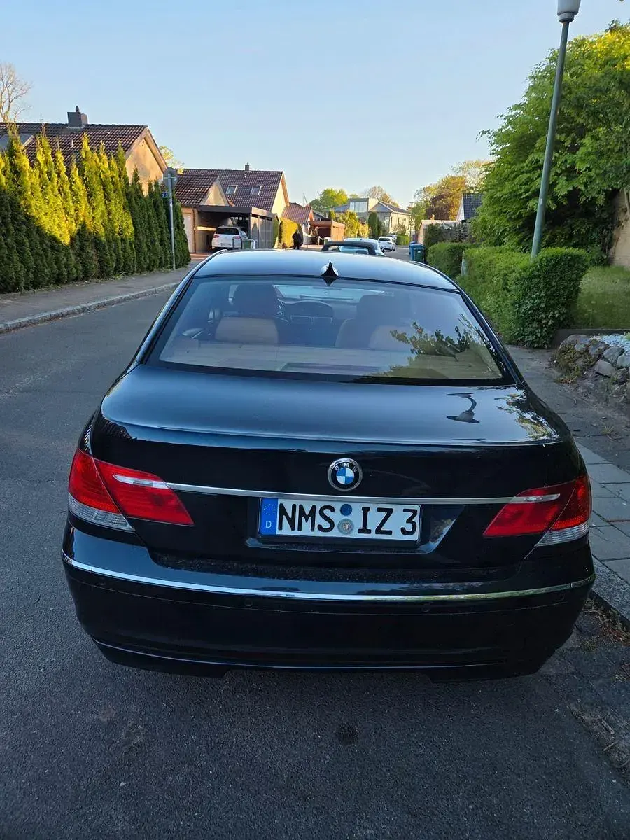 Brugt BMW 750L 367 HK (269 kW) 2006 Blå Sedan