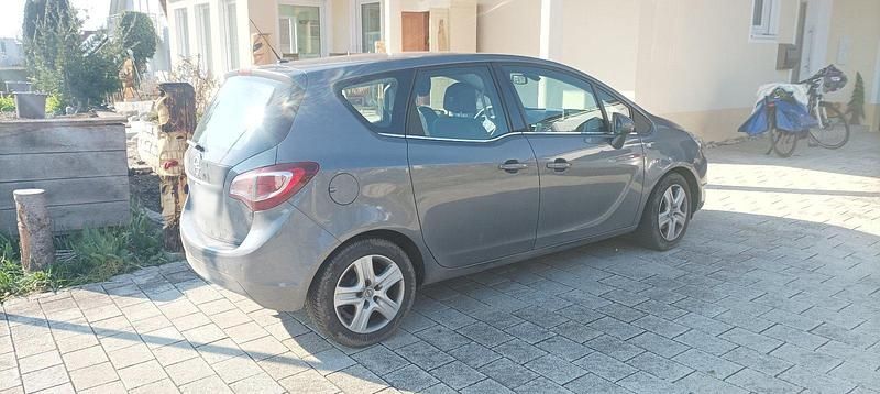 Gebraucht Opel Meriva 125 PS (91 kW) 2015 Grau Van / Kleinbus