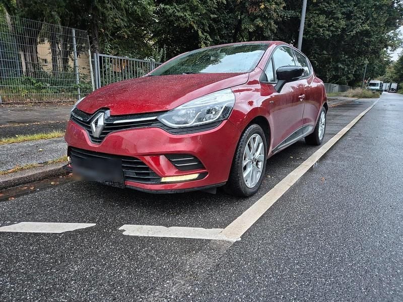 Rot Gebraucht 2019 Renault Clio IV Limousine | 8.500 € (Guter Preis) - Bild 1/4