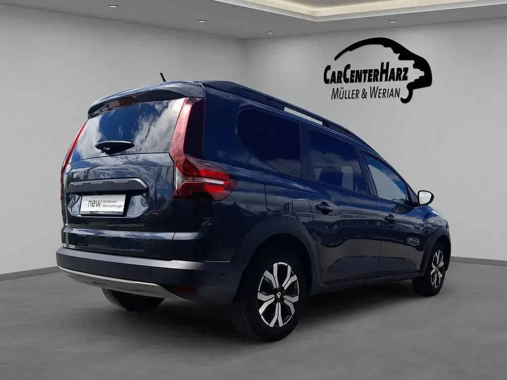 Gebraucht Dacia Jogger 101 PS (74 kW) 2022 Grau Van / Kleinbus