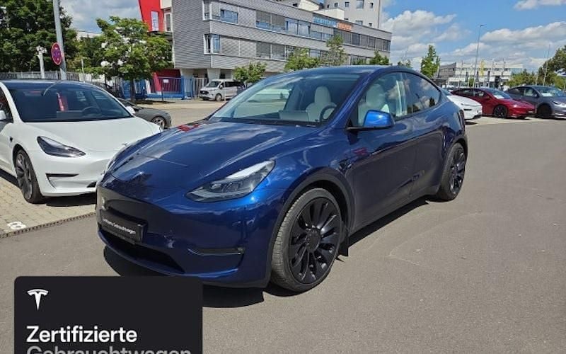 Blau Gebraucht 2024 Tesla Model Y Performance SUV | 47.000 € (Fairer Preis) - Bild 1/4