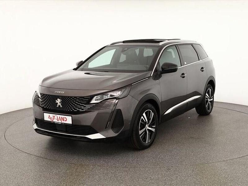 Grau Gebraucht 2023 Peugeot 5008 GTi Van / Kleinbus | 25.890 € (Guter Preis) - Bild 1/4