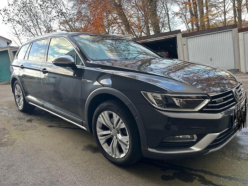 Gebraucht VW Passat Alltrack 190 PS (139 kW) 2018 Grau Kombi