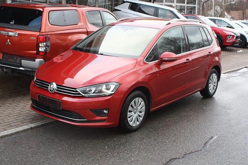 Gebraucht VW Golf Sportsvan Highline 150 PS (110 kW) 2015 Rot Van / Kleinbus