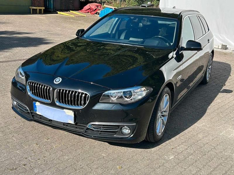 Schwarz Gebraucht 2015 BMW 530 Luxury Line Kombi | 16.800 € (Guter Preis) - Bild 1/4