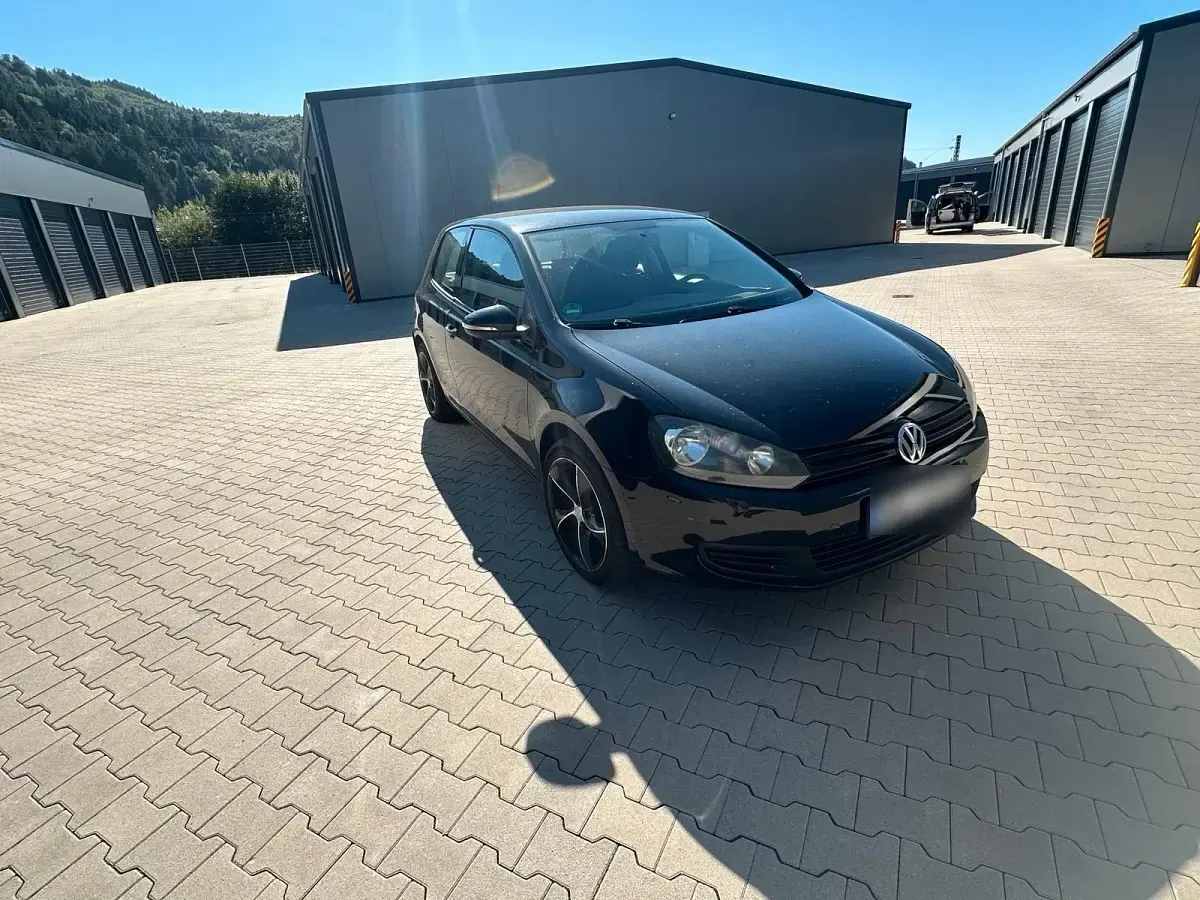 Gebraucht VW Golf VI 59 PS (43 kW) 2009 Schwarz Kleinwagen