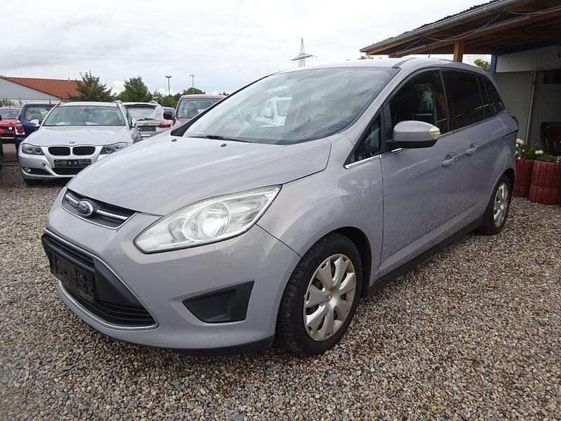Grau Gebraucht 2011 Ford Grand C-Max Trend Van / Kleinbus | 3.700 € (Guter Preis) - Bild 1/4