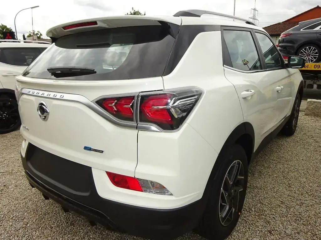 Gebraucht SsangYong Korando 139 kW (190 PS) 2024 Weiß SUV