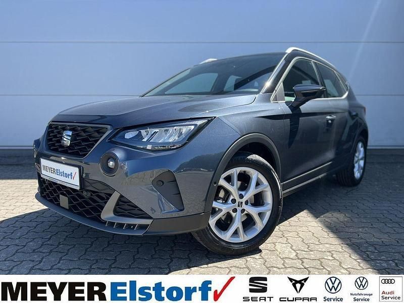 Grau Gebraucht 2024 Seat Arona FR SUV | 22.950 € (Teuer) - Bild 1/4
