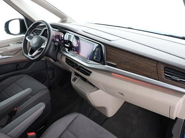 Gebraucht VW Multivan Style 150 PS (110 kW) 2025 Blau Van