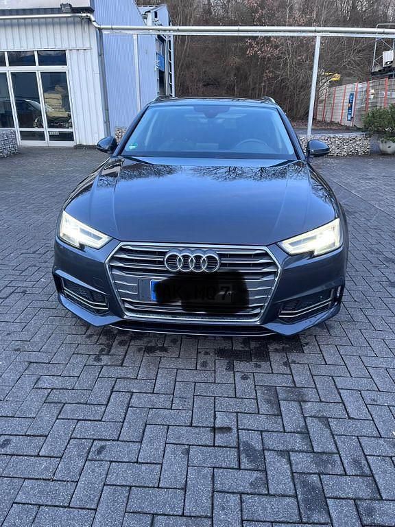 Gebraucht Audi A4 Sport 150 PS (110 kW) 2017 Silber Kombi