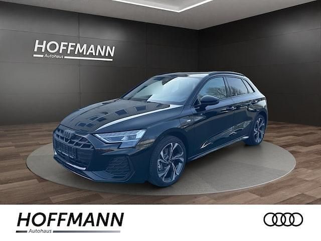 Mythosschwarz metallic Gebraucht 2025 Audi A3 Sportback e-tron S-Line Kleinwagen | 42.990 € - Bild 1/4