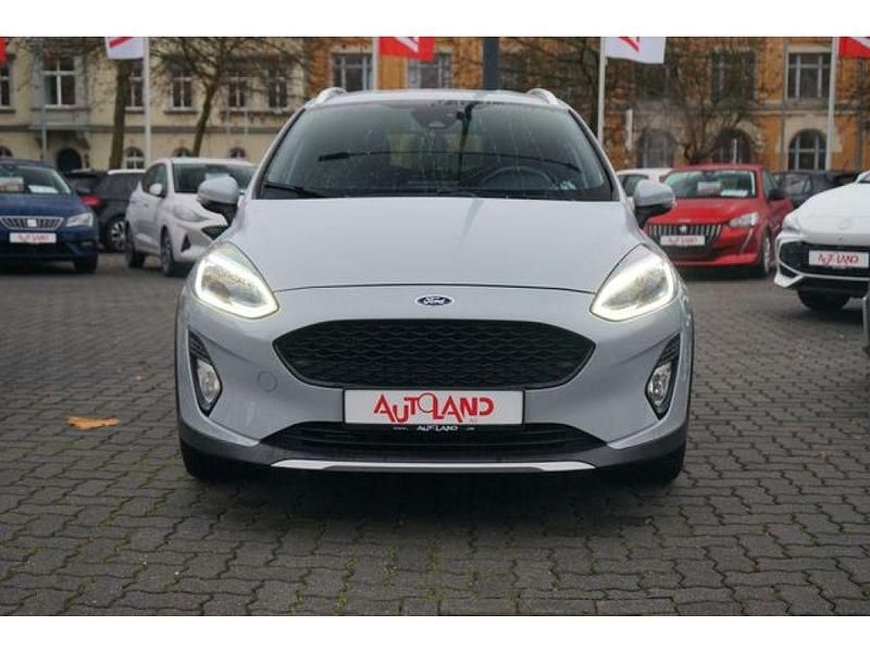 Gebraucht Ford Fiesta 140 PS (102 kW) 2018 Asphaltgrau (metallic) Kleinwagen