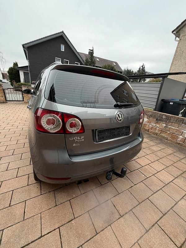 Gebraucht VW Golf Plus Cross 140 PS (102 kW) 2009 Grau Van / Kleinbus
