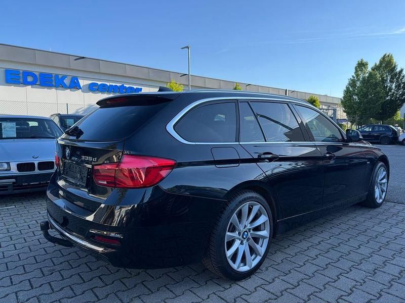Gebraucht BMW 335 Luxury Line 313 PS (230 kW) 2016 Schwarz Kombi
