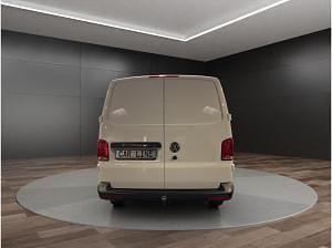 Gebraucht VW Transporter 110 PS (80 kW) 2023 Weiß (candyweiß) Van