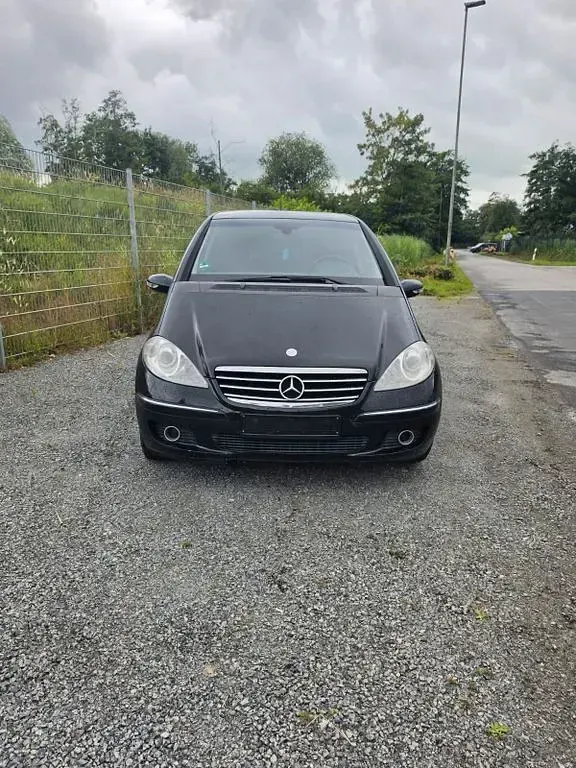 Gebraucht Mercedes A150 Classic 95 PS (69 kW) 2005 Schwarz Van / Kleinbus