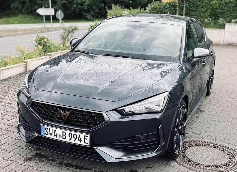 Gebraucht Cupra Leon VZ 245 PS (180 kW) 2023 Grau Limousine