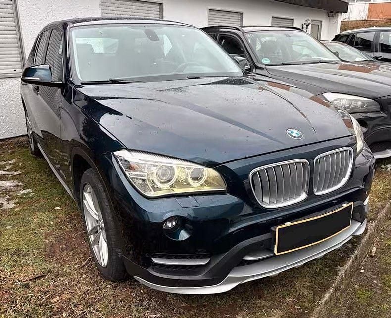 Blau Gebraucht 2015 BMW X1 xLine SUV | 10.550 € (Superpreis) - Bild 1/4