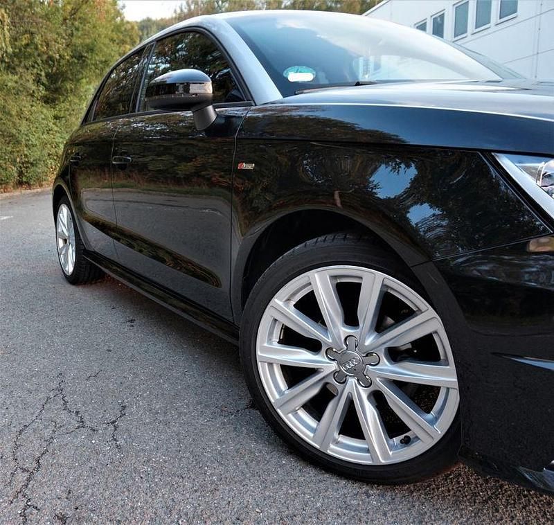 Gebraucht Audi A1 Sportback Design 95 PS (69 kW) 2017 Schwarz Kleinwagen