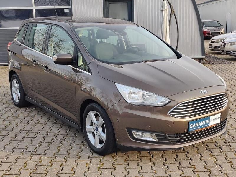 Gebraucht Ford Grand C-Max Titanium 120 PS (88 kW) 2015 Braun Van / Kleinbus