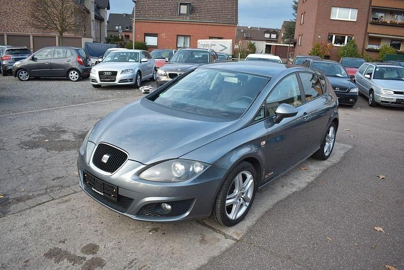 Usata Seat Leon Copa 125 CV (91 kW) 2012 Grigio Berlina