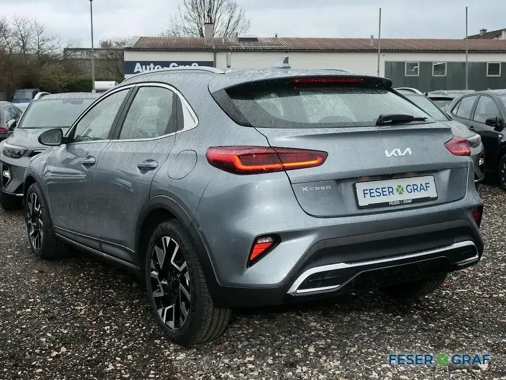 Neu Kia XCeed Comfort 150 PS (110 kW) 2026 Zilinaschwarz SUV